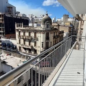 A metros del Parana - Calle Santa Fe